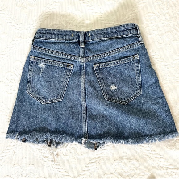 we the free | button up ripped denim skirt size 26 - Picture 4 of 4